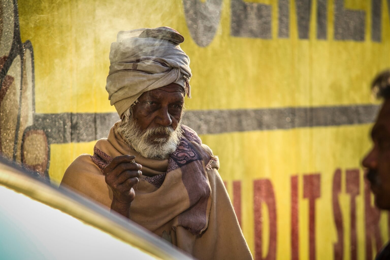 Life Insurance coverage For People who smoke In India 2025 3